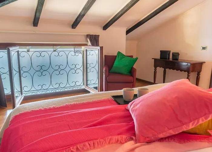 R Glicine House Apartmán